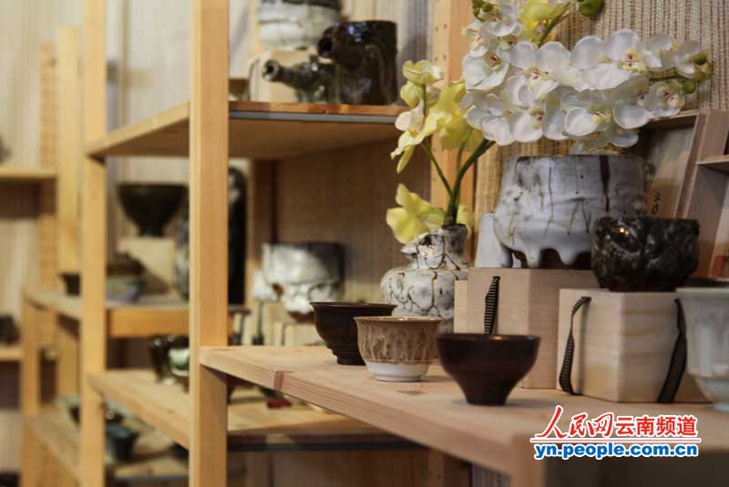 第七届中国云南普洱茶国际博览交易会开幕  500多家茶企参展