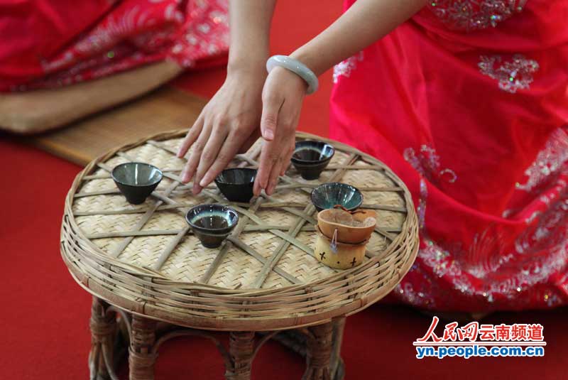 第七届中国云南普洱茶国际博览交易会开幕  500多家茶企参展