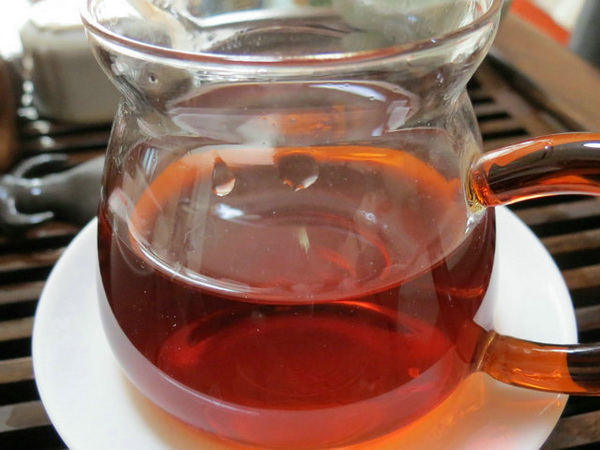 关于云南普洱茶的烟味