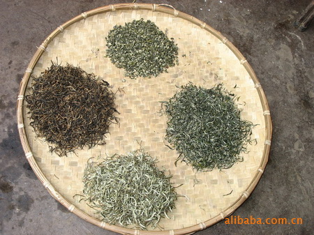 云南普洱茶和绿茶的区别