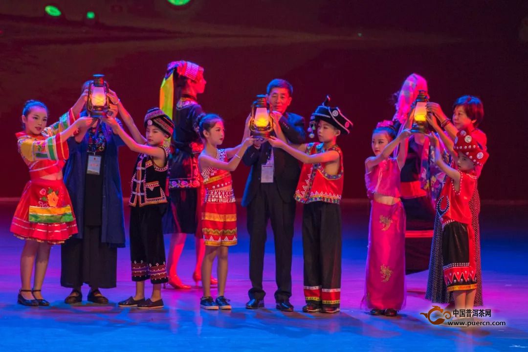 第十三届中国云南普洱茶 国际博览交易会在普洱市举办